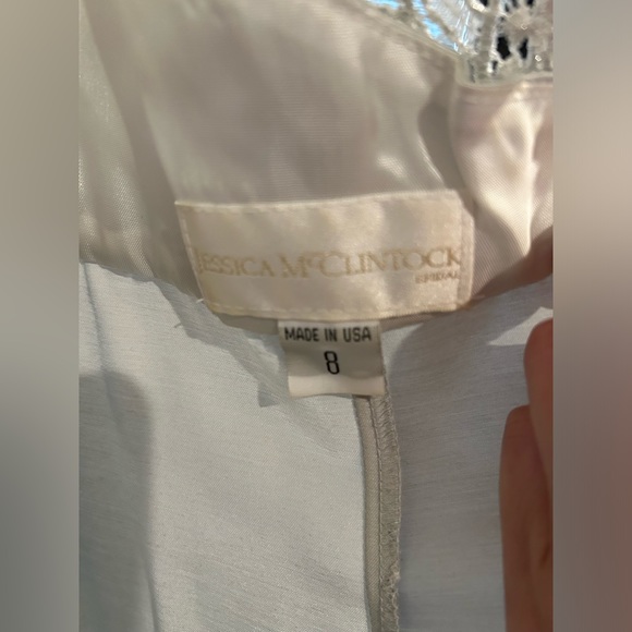 Silver evening gown - Picture 6 of 11